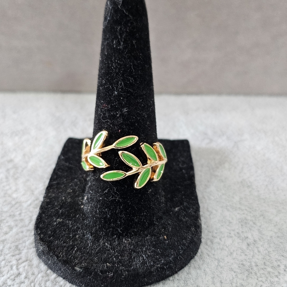 Tree Leaf Open Ring